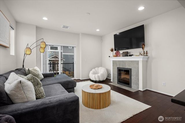 3322 31st Drive, Everett, WA 98201