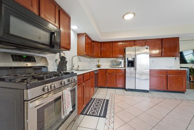 306 Bach Road, Schererville, IN 46375