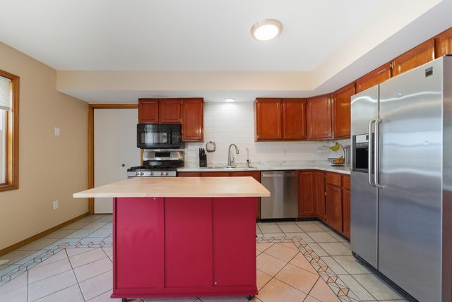 306 Bach Road, Schererville, IN 46375