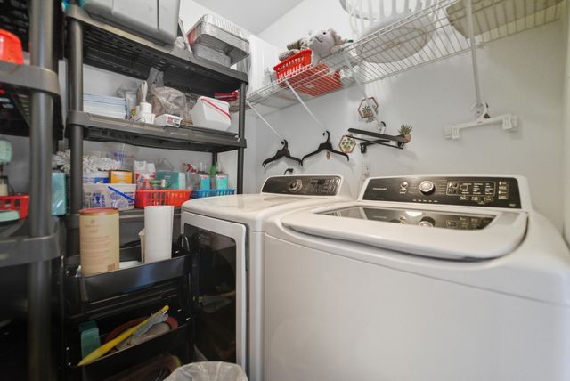 306 Bach Road, Schererville, IN 46375