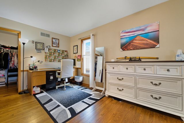 306 Bach Road, Schererville, IN 46375