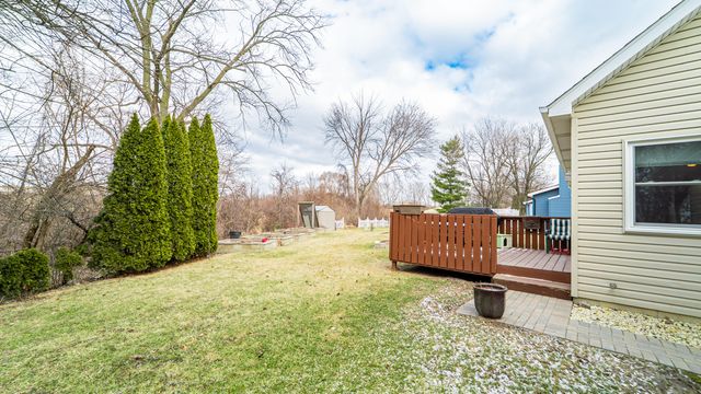 306 Bach Road, Schererville, IN 46375