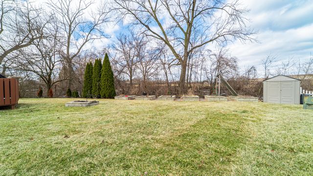 306 Bach Road, Schererville, IN 46375