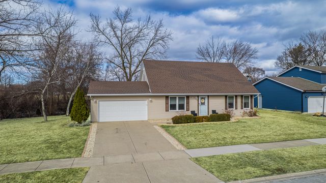 306 Bach Road, Schererville, IN 46375