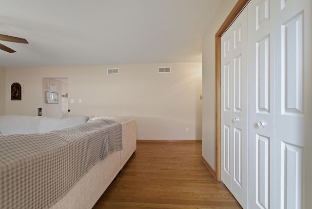 306 Bach Road, Schererville, IN 46375