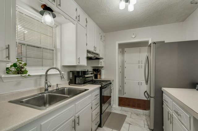 5400 DEWEY STREET, Wichita Falls, TX 76306