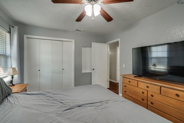 5400 DEWEY STREET, Wichita Falls, TX 76306