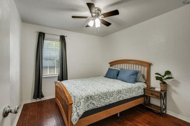 5400 DEWEY STREET, Wichita Falls, TX 76306