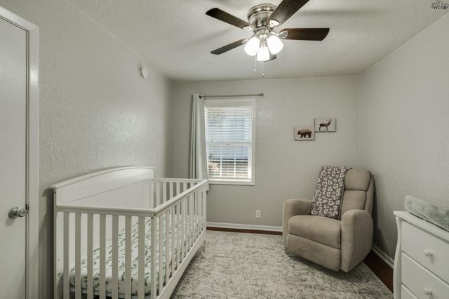 5400 DEWEY STREET, Wichita Falls, TX 76306