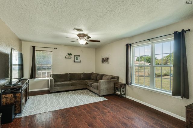 5400 DEWEY STREET, Wichita Falls, TX 76306