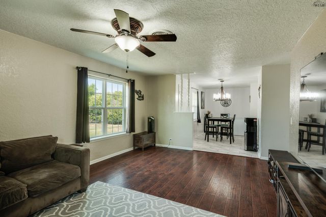 5400 DEWEY STREET, Wichita Falls, TX 76306