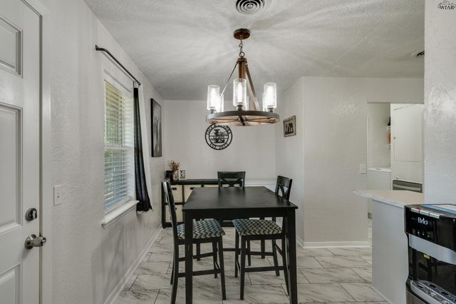 5400 DEWEY STREET, Wichita Falls, TX 76306