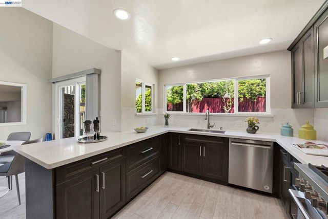 44304 Paiute Ct, Fremont, CA 94539