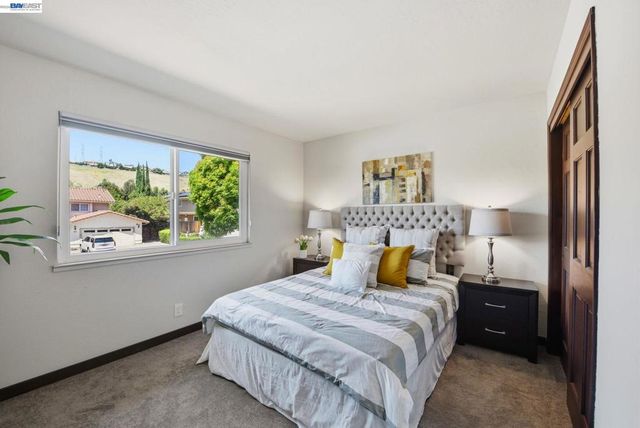 44304 Paiute Ct, Fremont, CA 94539