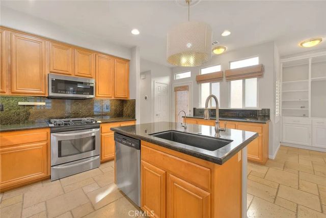6264 Manzanita Way, Riverside, CA 92504