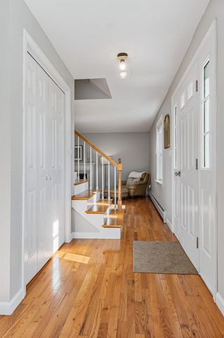 26 Pheasant Run Lane, Stratham, NH 03885