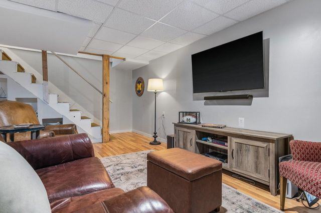 26 Pheasant Run Lane, Stratham, NH 03885