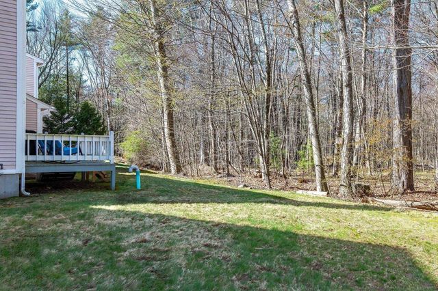 26 Pheasant Run Lane, Stratham, NH 03885