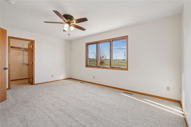 1280 S 15th Street, Marion, IA 52302