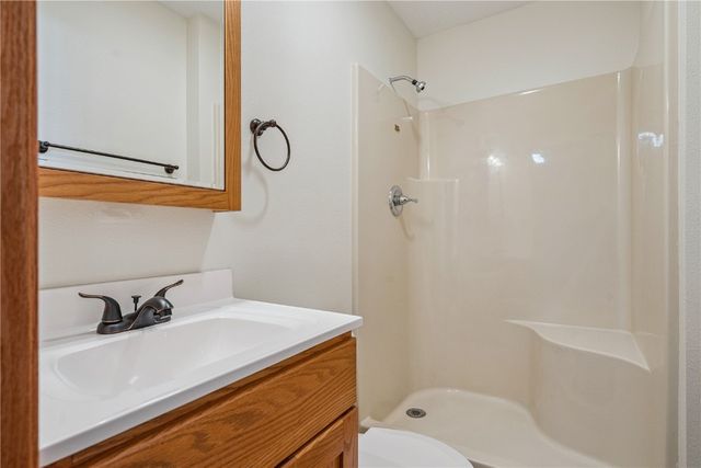 1280 S 15th Street, Marion, IA 52302