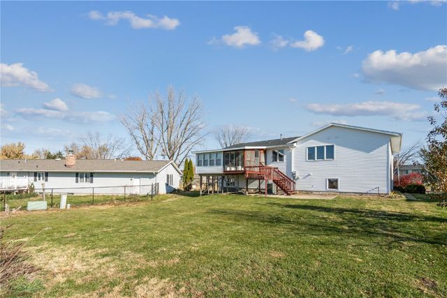 1280 S 15th Street, Marion, IA 52302