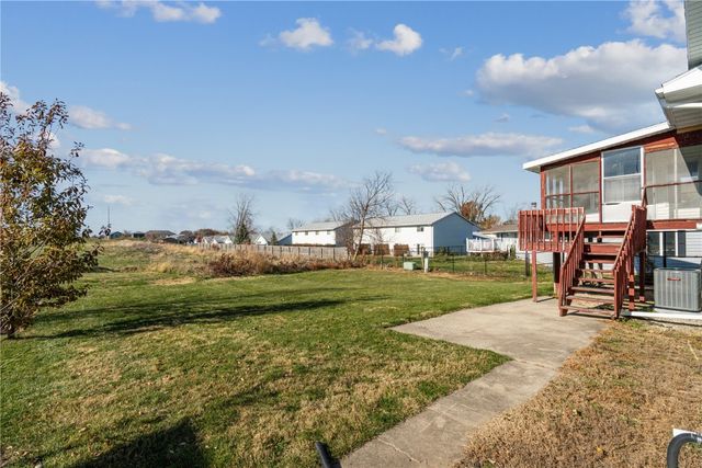 1280 S 15th Street, Marion, IA 52302