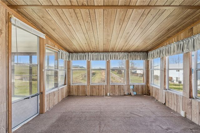 1280 S 15th Street, Marion, IA 52302