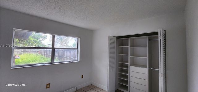 11321 SW 65th St, Miami, FL 33173