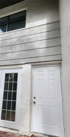 11321 SW 65th St, Miami, FL 33173