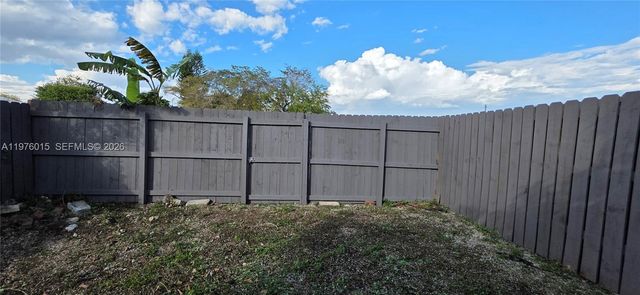 11321 SW 65th St, Miami, FL 33173