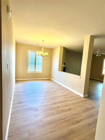 1511 Freestone DR, Pflugerville, TX 78660