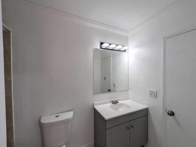 2142 NW 57th Avenue 14-A, Fort Lauderdale, FL 33313