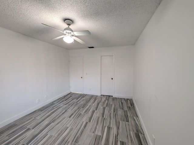 2142 NW 57th Avenue 14-A, Fort Lauderdale, FL 33313