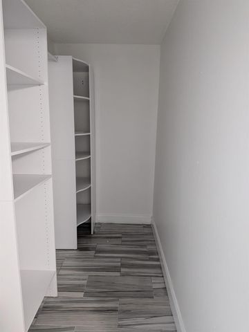 2142 NW 57th Avenue 14-A, Fort Lauderdale, FL 33313