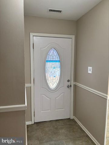 60 RIVER BANK DR, Roebling, NJ 08554