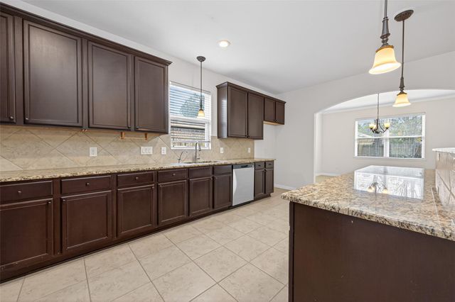 9058 Nina Road, Conroe, TX 77304