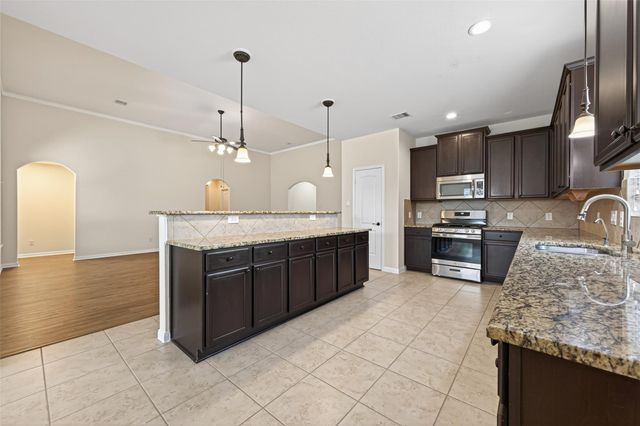 9058 Nina Road, Conroe, TX 77304