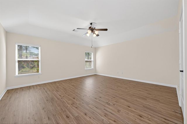 9058 Nina Road, Conroe, TX 77304