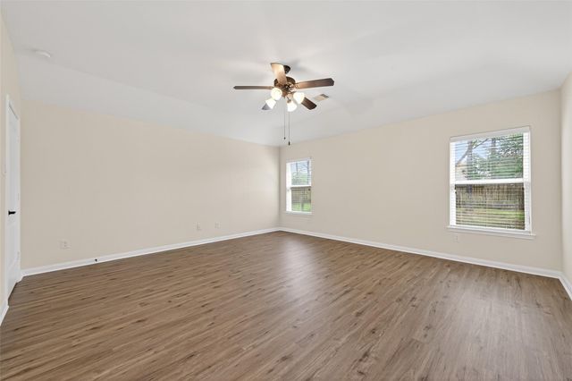 9058 Nina Road, Conroe, TX 77304