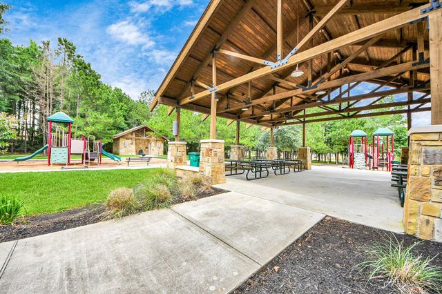 9058 Nina Road, Conroe, TX 77304