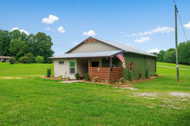 4895 Webbs Camp Rd, Walling, TN 38587