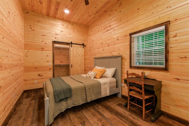 4895 Webbs Camp Rd, Walling, TN 38587