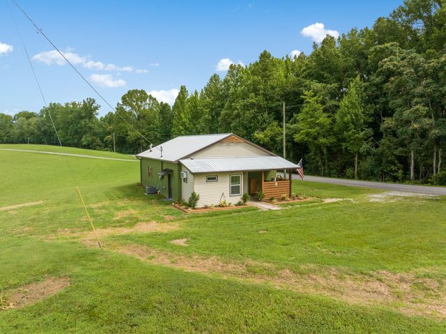 4895 Webbs Camp Rd, Walling, TN 38587