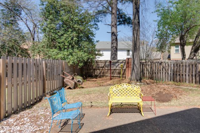 8747 CEDAR MILLS CIR, Memphis, TN 38016