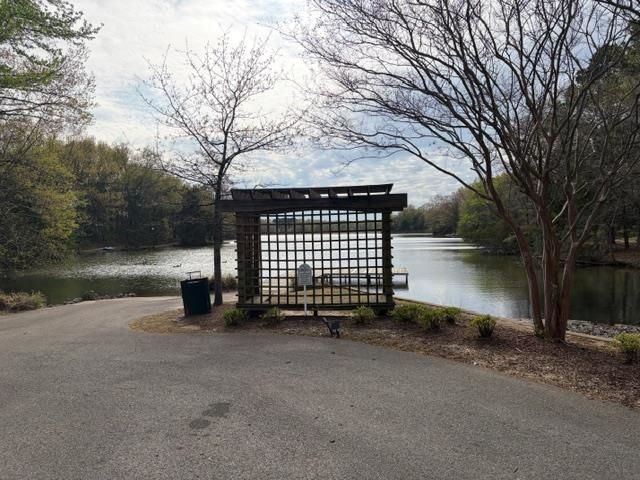 8747 CEDAR MILLS CIR, Memphis, TN 38016