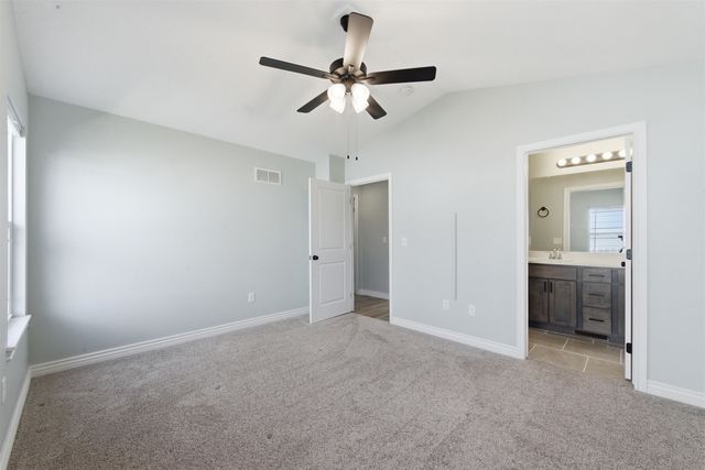 804 S Hedgewood, Andover, KS 67002