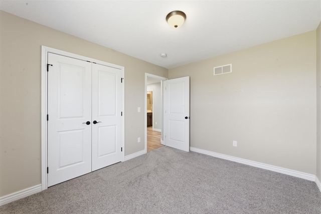 804 S Hedgewood, Andover, KS 67002