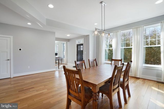 3731 DUKE ST, Alexandria, VA 22304