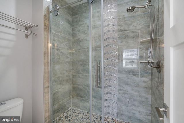 3731 DUKE ST, Alexandria, VA 22304