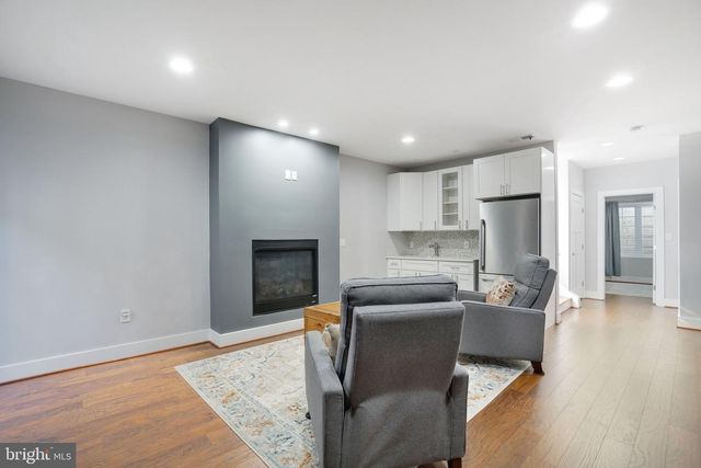 3731 DUKE ST, Alexandria, VA 22304